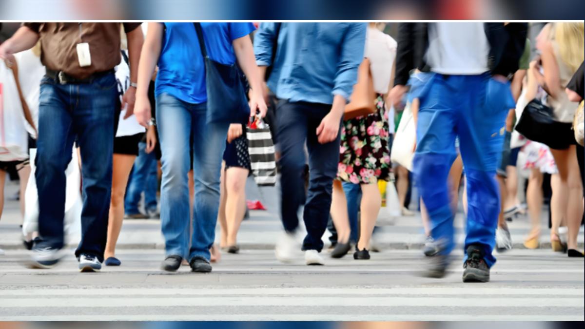 官方數字很穩，生活卻更難過：靈活就業的現實落差。（圖／百度）