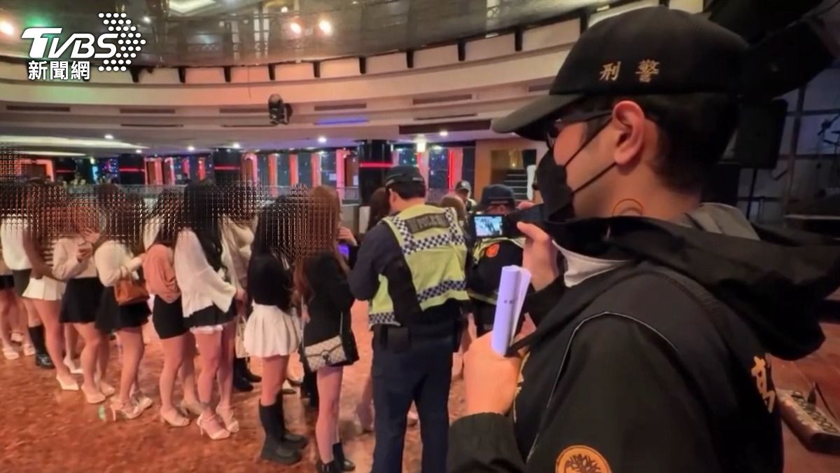 高雄春節安全維護啟動!520警力全面動員 17分局擴大臨檢