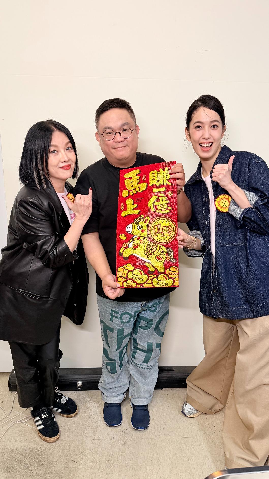 苗可麗、陳庭妮與導演林孝謙前往台南與觀眾相見歡。(圖/壹壹喜喜提供)