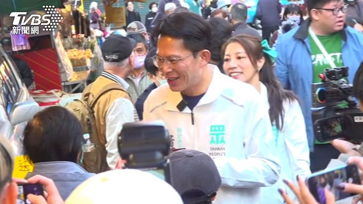 力拚藍白最大公約數，黃國昌趕在農曆年前積極衝刺選情。（圖／TVBS）