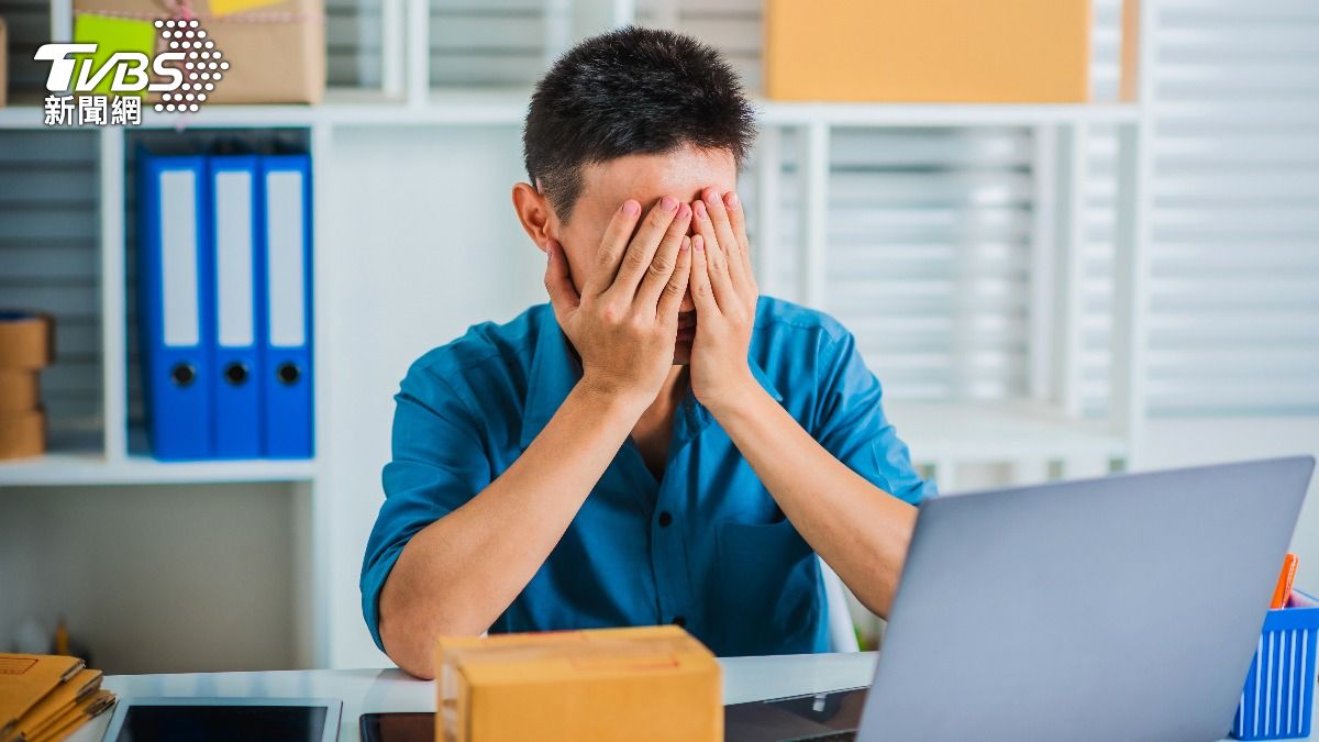 00後新人「報表做錯拒修」到點閃人!主管崩潰:效率差還要加班費