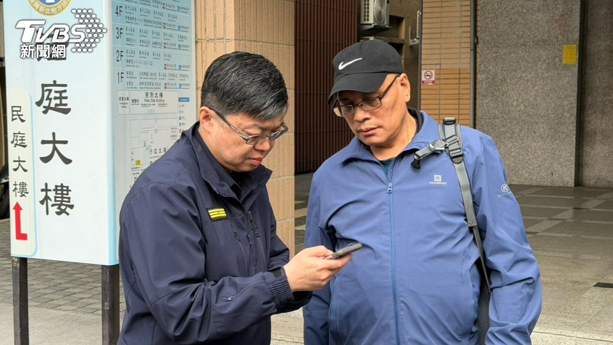 女毒蟲毒駕拖行撞死警所長 遺孀法官席前下跪淚控:判她死刑