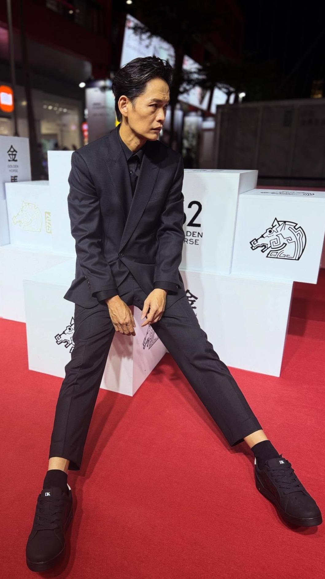 2025是黃鐙輝演藝工作的豐收年,還首度入圍金馬男配角。(圖/翻攝黃鐙輝臉書)