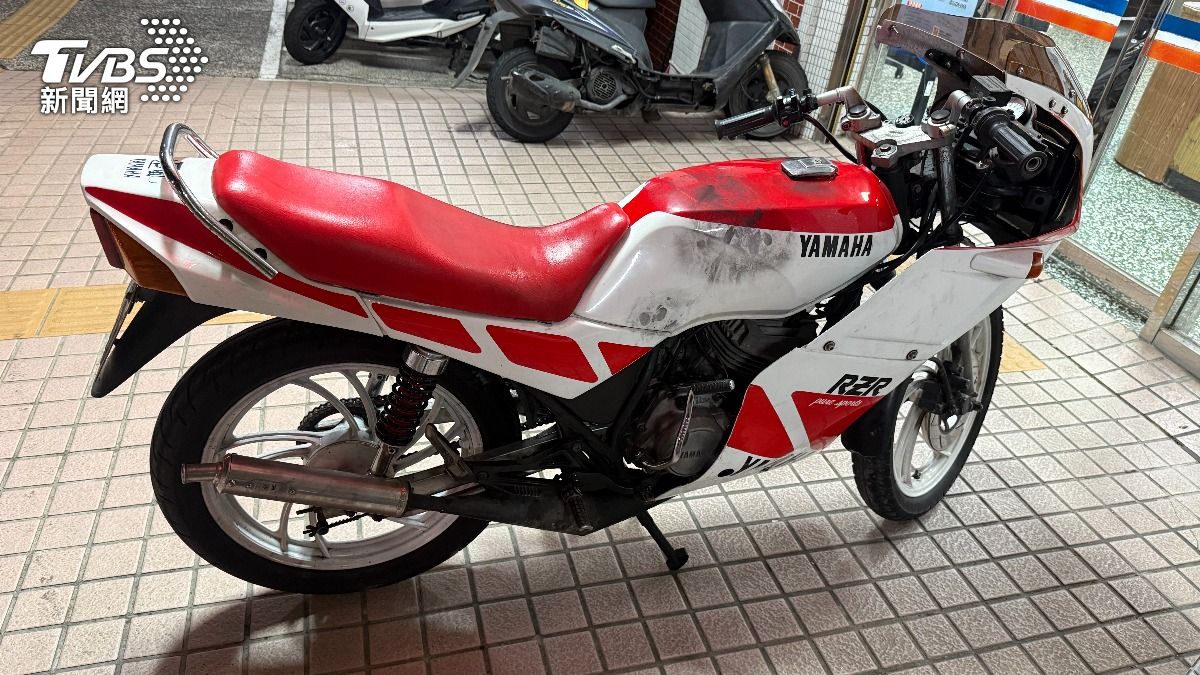 熱心駕駛眼尖認出失竊RZR機車,助車主尋回。(圖/TVBS)
