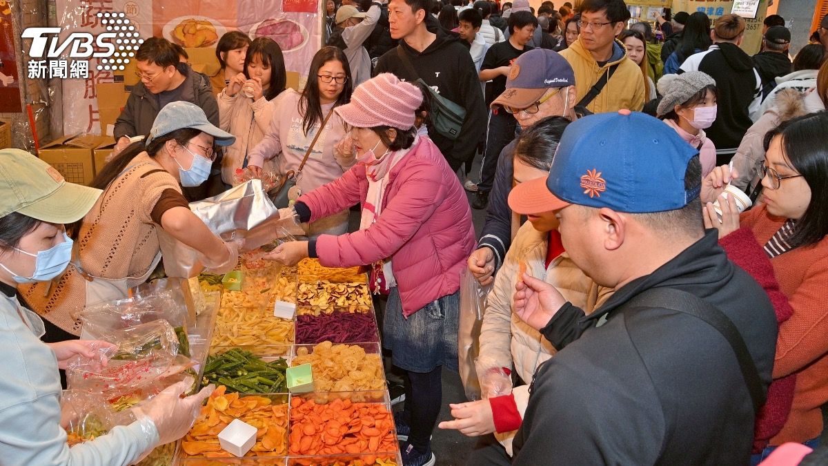 食藥署稽查春節應景年菜、乾貨 「蝦米干、酸菜」漂白劑過量