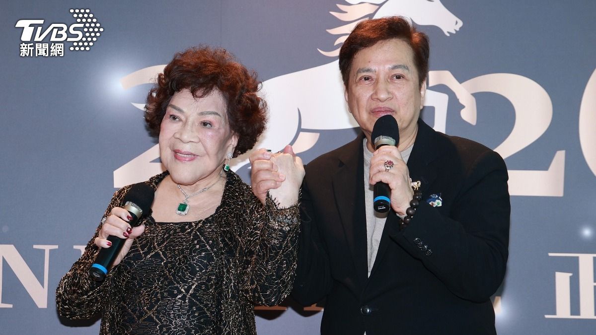 《豆腐媽媽》替身「墜樓爆頭」延燒6天 周遊洩導演馮凱近況