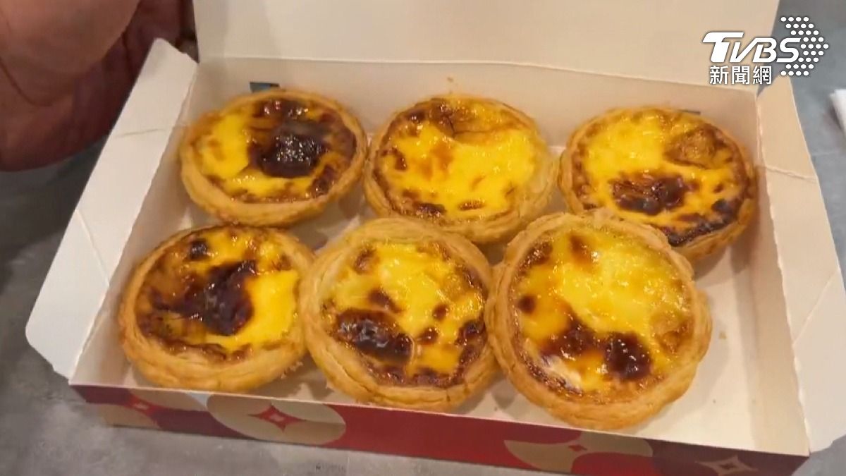 知名連鎖炸雞店肯德基高雄楠梓門市爆出食安爭議,業者坦承為個別門市作業疏失。(圖/TVBS)
