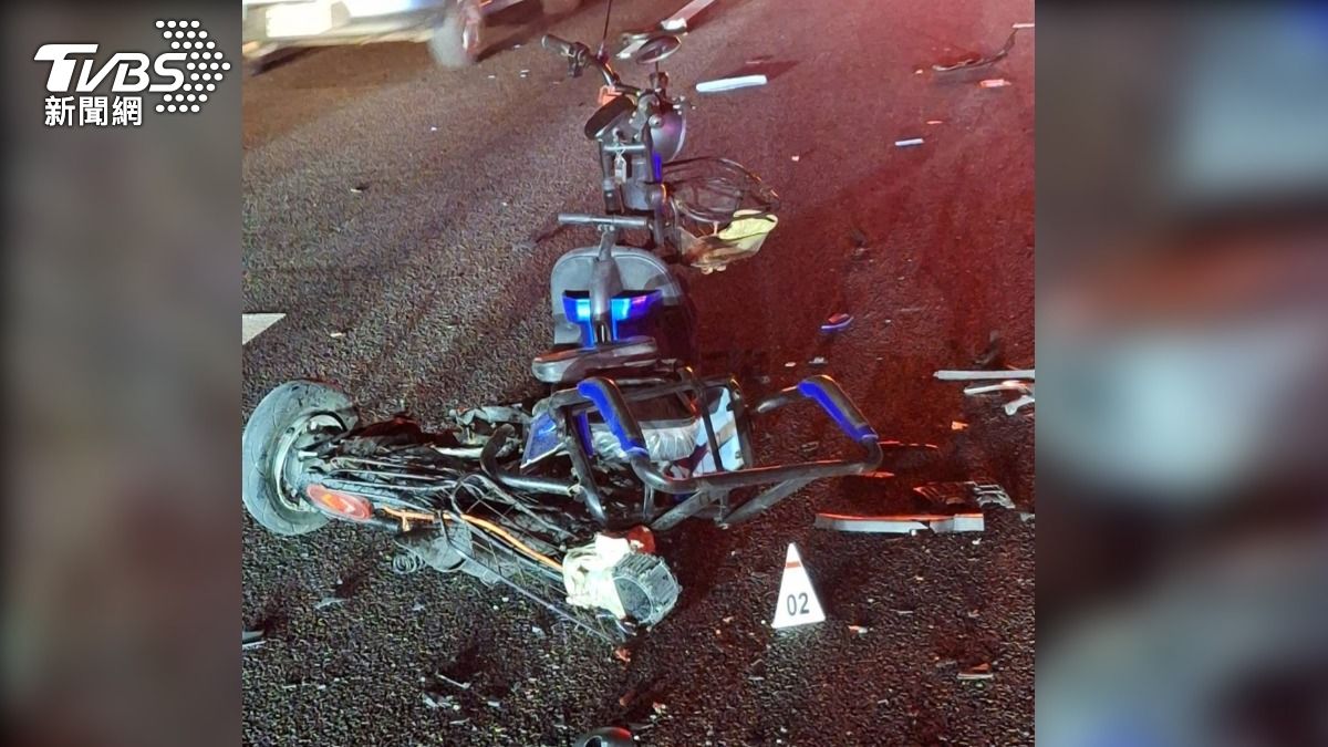 黃翁當場明顯死亡,陳女則擦挫傷送頭份為恭醫院診治。(圖/TVBS)