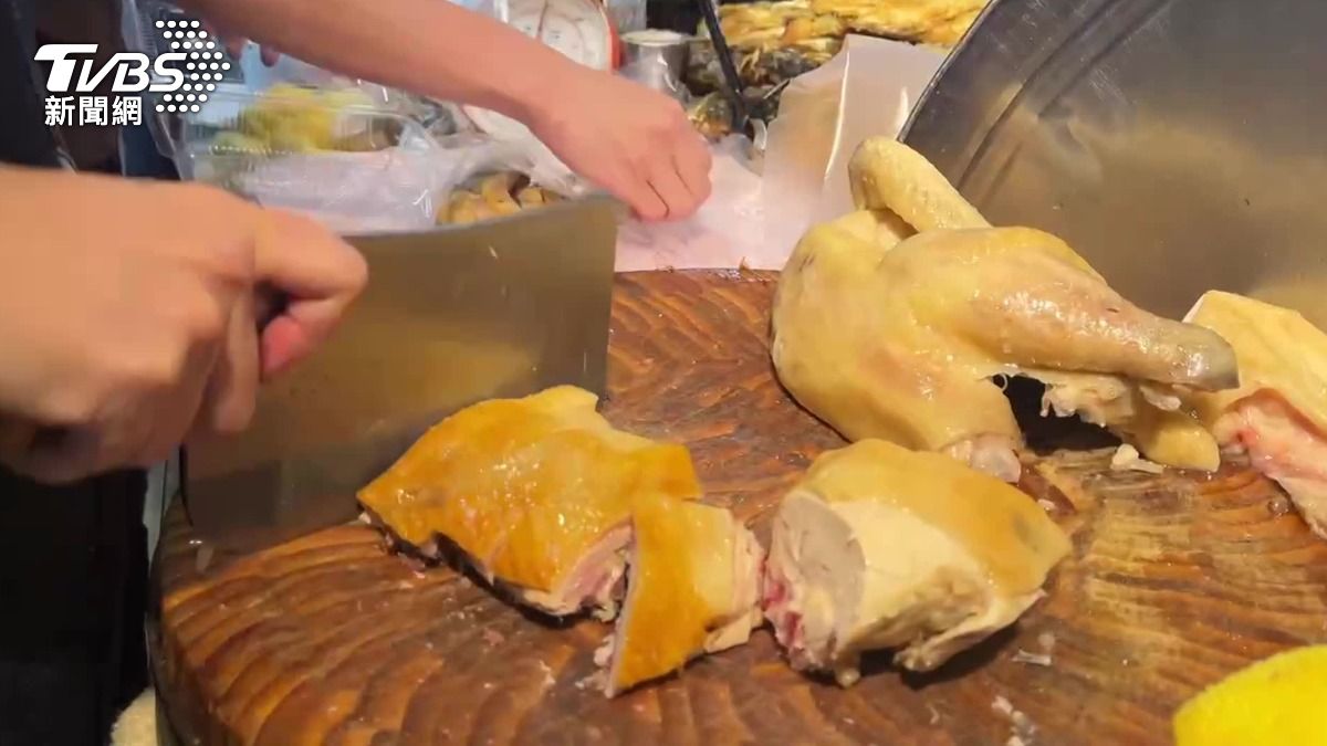 快要農曆過年,不少民眾趕緊到市場採買,先備足年貨。(圖/TVBS)