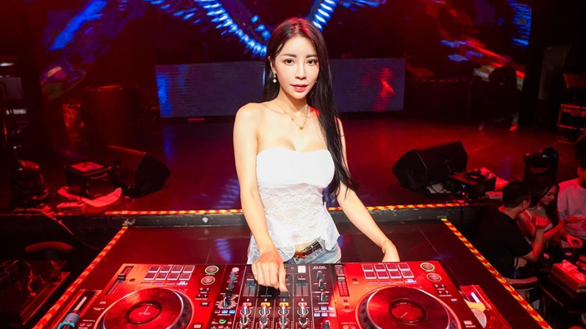 DJ Liya盼望未來能推出電音作品。(圖/圓動力提供)