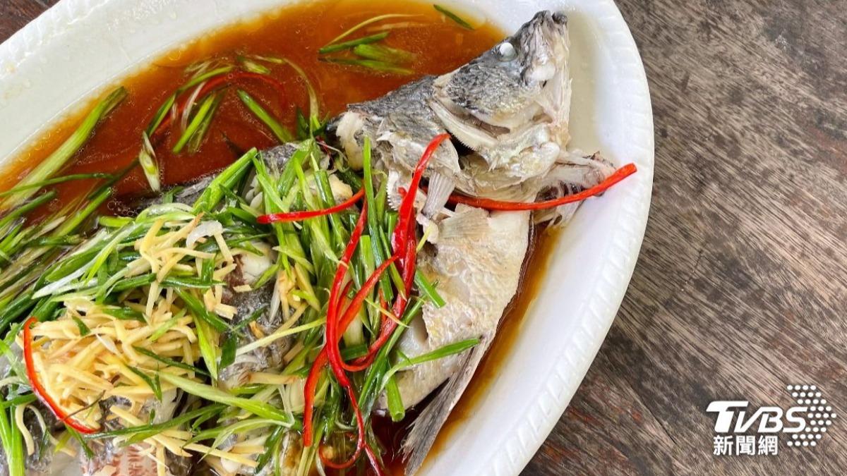 過年避免暴食方法:蒸煮食物放心吃。(示意圖/shutterstock達志影像)