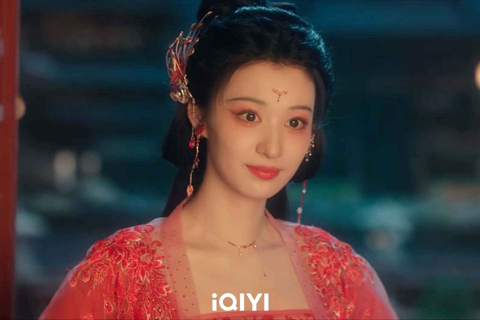 王楚然飾演妖妃虞晚音。(圖/iQIYI愛奇藝國際版提供)