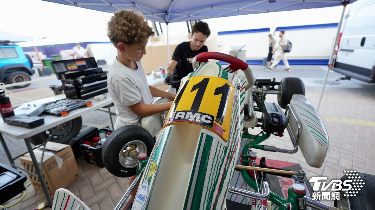 Yas Kartzone卡丁車維修帳篷區。(圖/區國強攝)