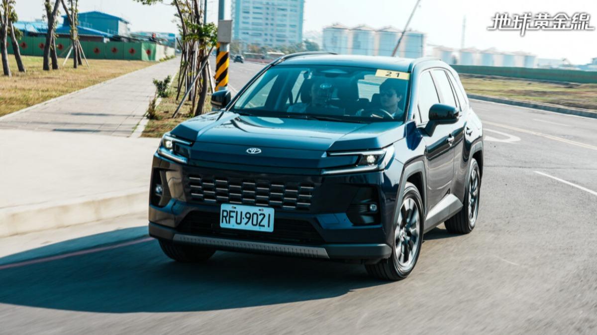 養車超輕鬆！大改款RAV4獲「節能標章」　政府認證超省油
