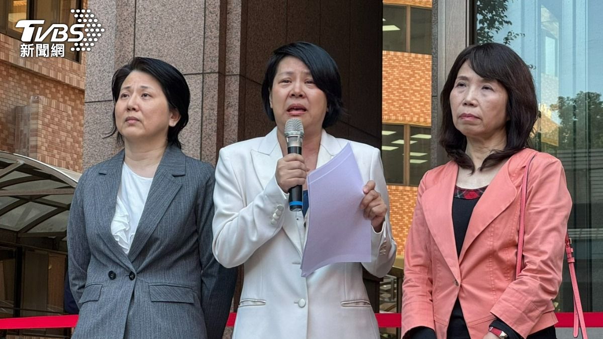 捲「雙重戶籍」爭議 李貞秀淚灑陸委會:民國88年就已除籍