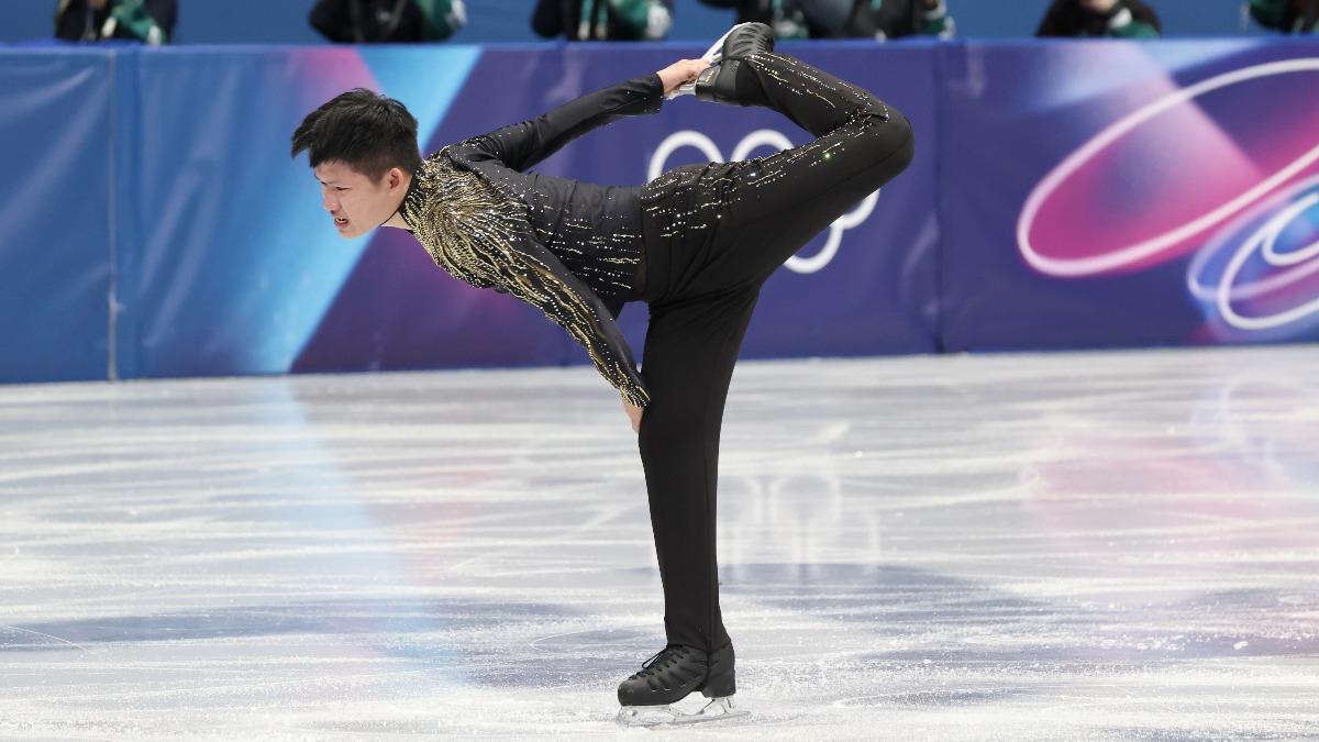 冬奧首秀就拚四圈跳!19歲李宇翔完美落地 寫台灣花滑新頁