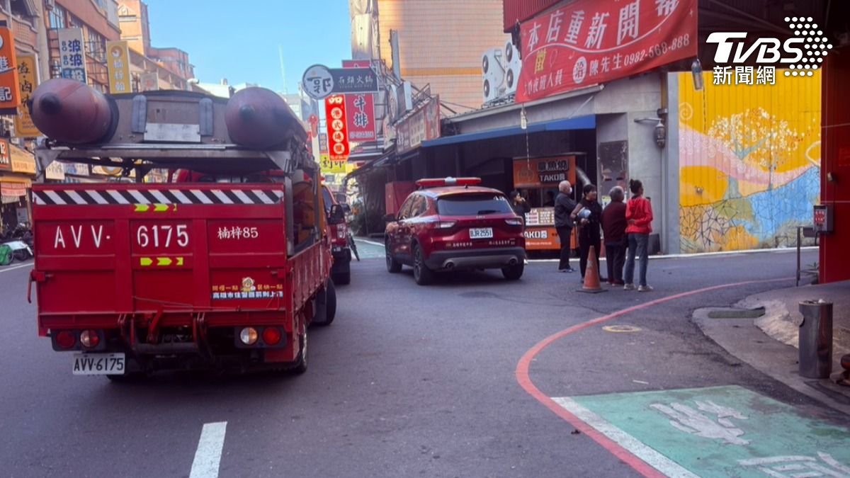 快訊／高雄男鎖屋內開瓦斯洩憤　警方急破門壓制