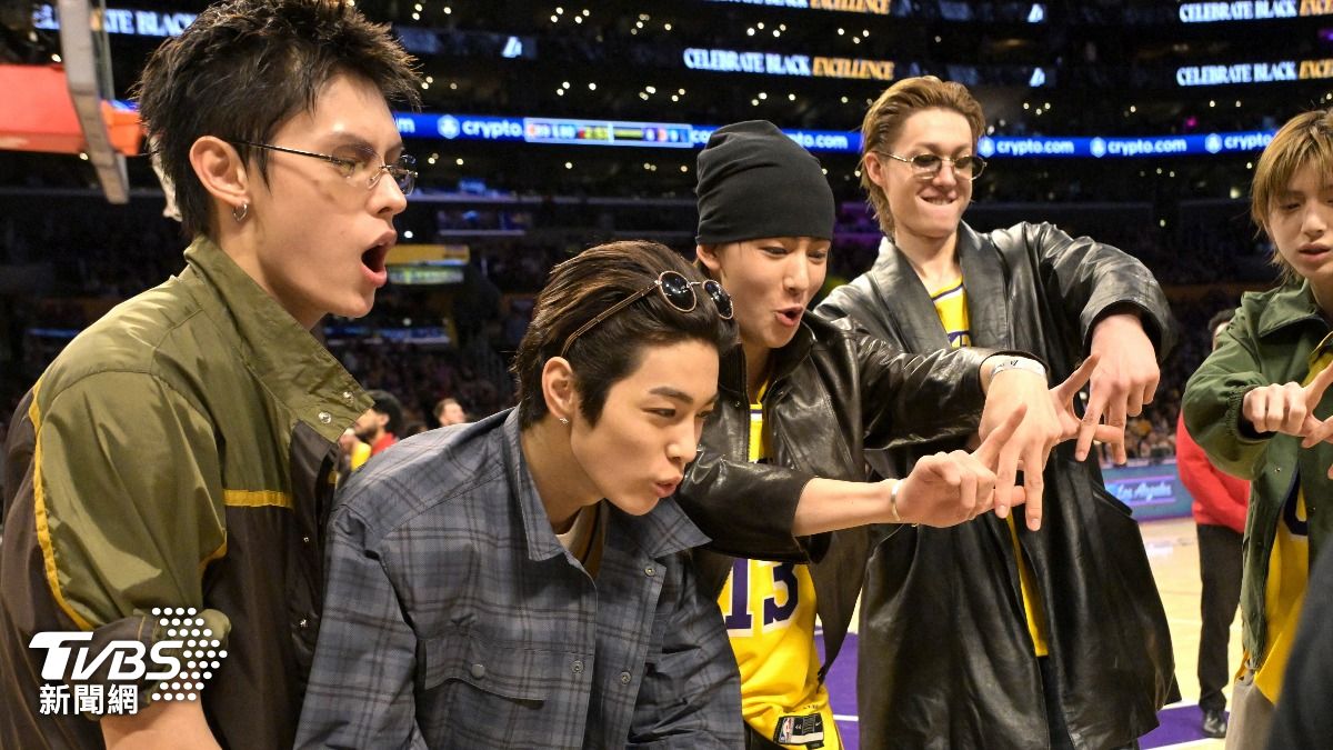 韓國男子團體「CORTIS」受邀在NBA中場演出。 (圖/達志影像路透社)