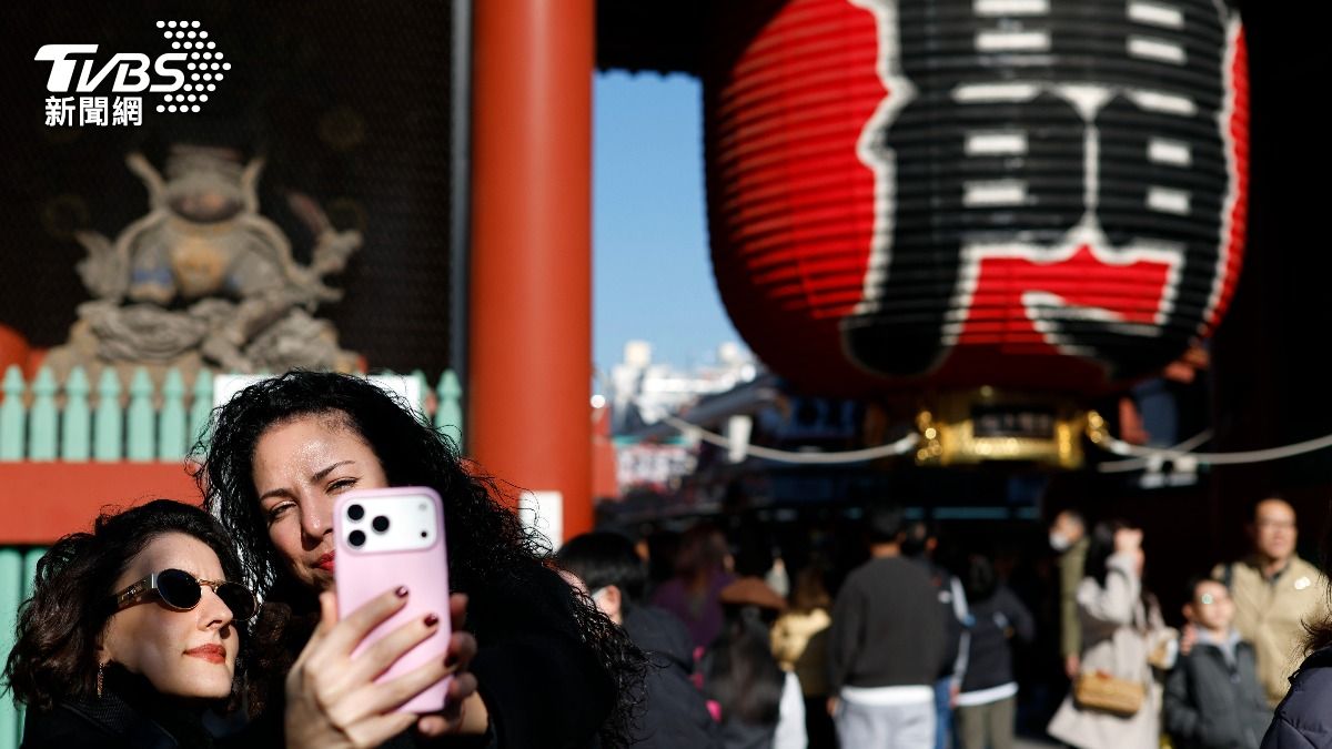 俄羅斯2025年前往日本旅遊的人數比前一年翻了一倍。(圖/達志影像美聯社)