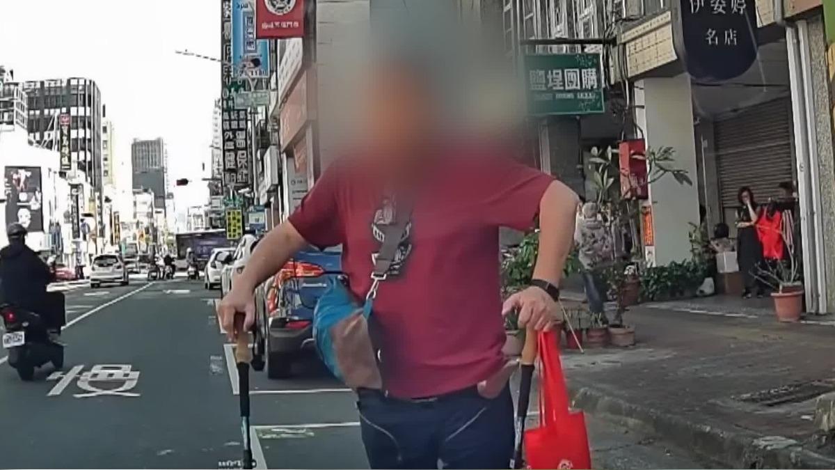 高雄鹽埕區日前發生民眾肉身佔位。(圖/翻攝自WoWtchout)