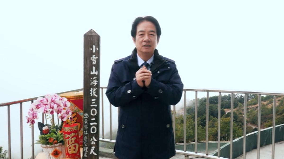 總統賴清德登上全台最高海軍單位小雪山雷達站發表春節談話。(圖/總統府)
