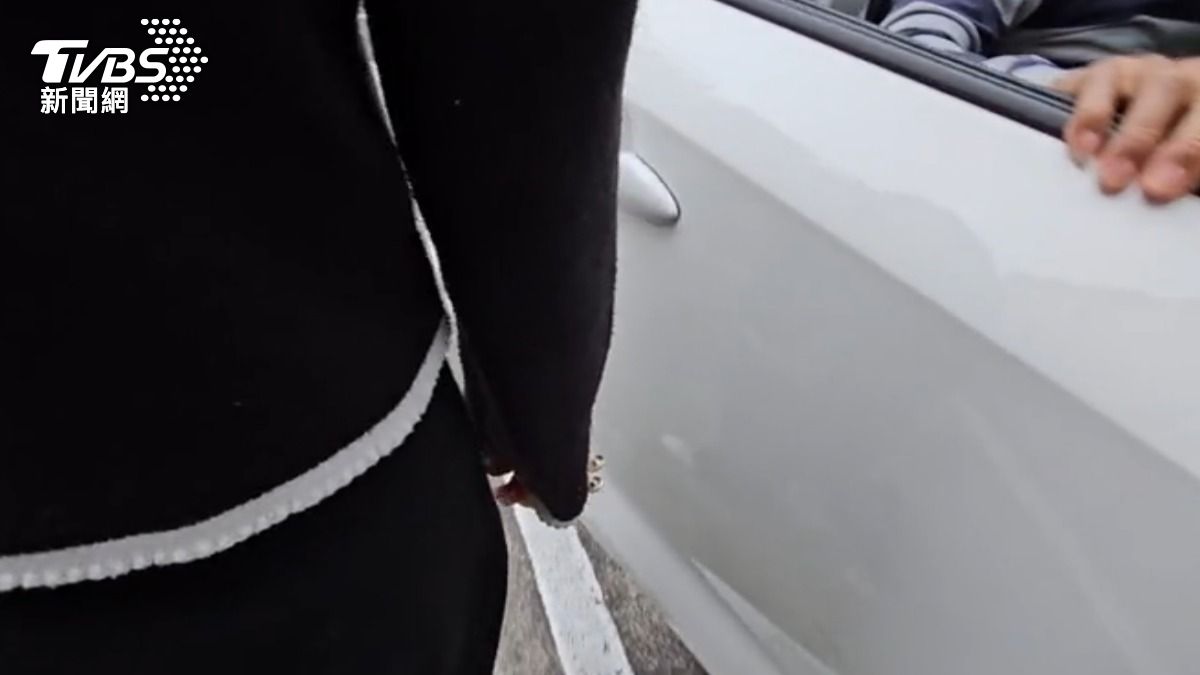 假車禍族甚至會利用心理壓力逼索賠。(圖/TVBS)