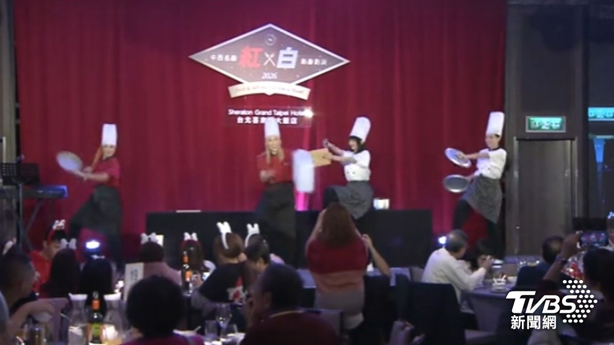 飯店千人圍爐宴登場。（圖／TVBS）
