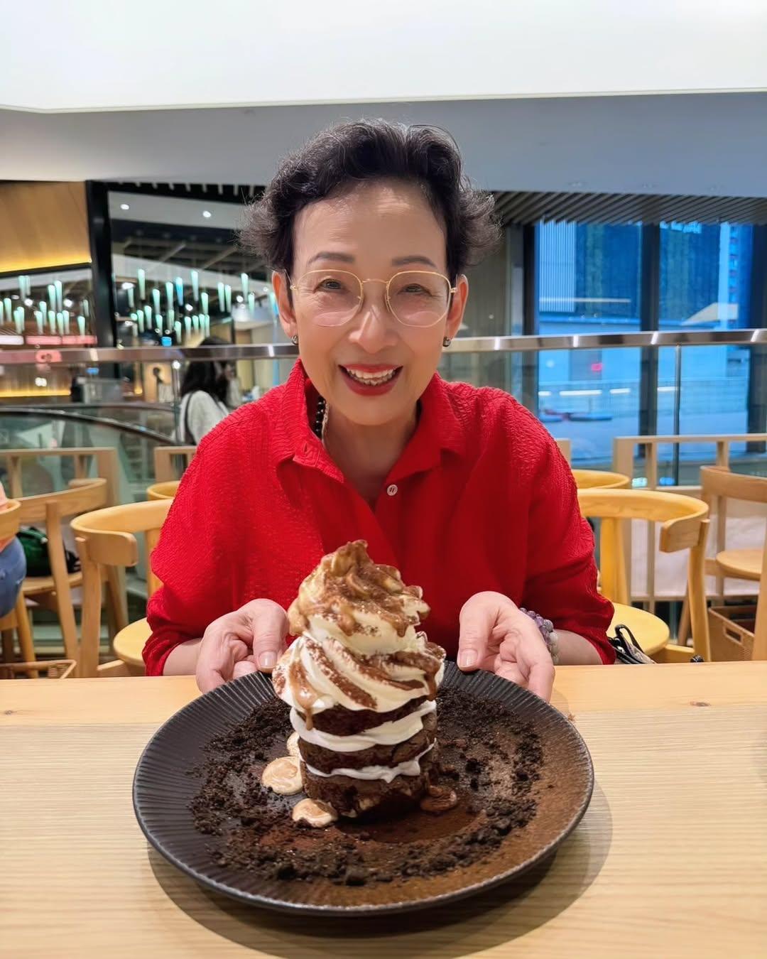 女星大腸癌-大腸癌-大腸癌飲食-抗癌飲食-大腸癌食物-抗癌早餐-抗癌食物-癌症食物-癌症痊癒-癌症飲食-大腸癌症狀
