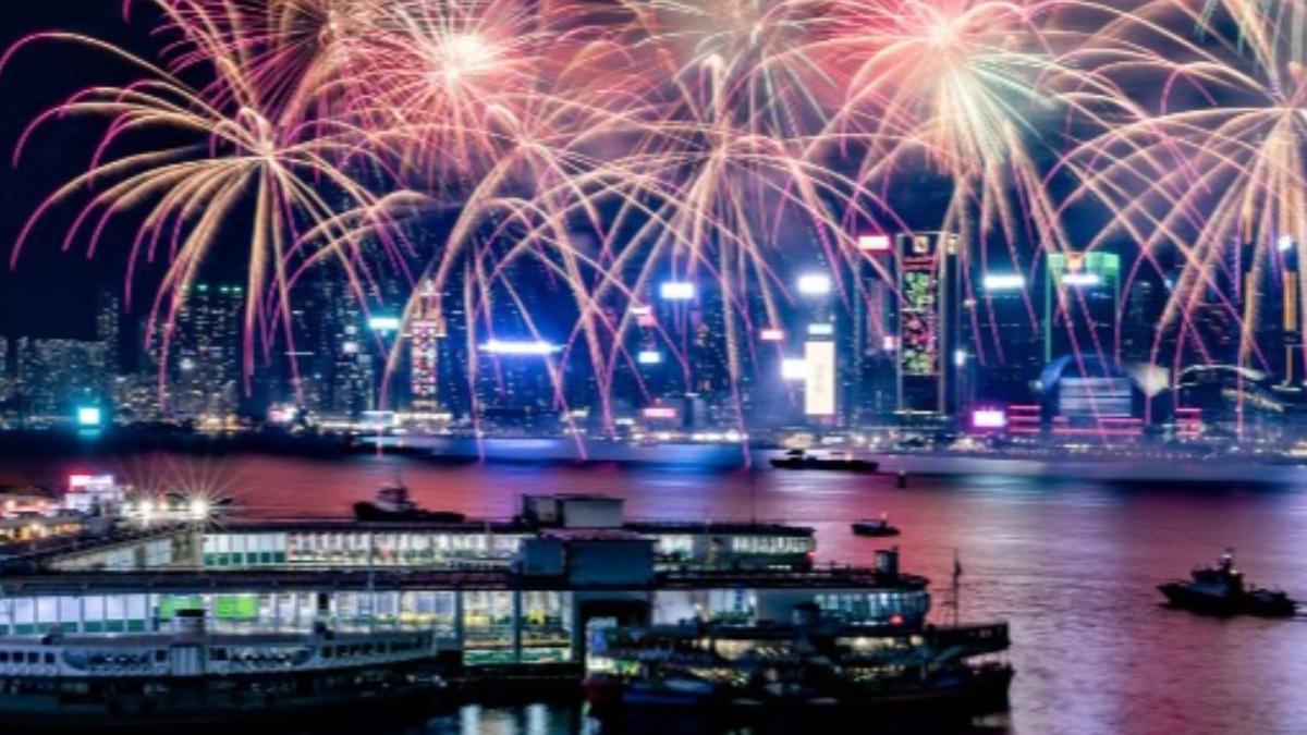 就在今晚!2026香港賀歲煙火8點登場 3萬枚禮花震撼夜空
