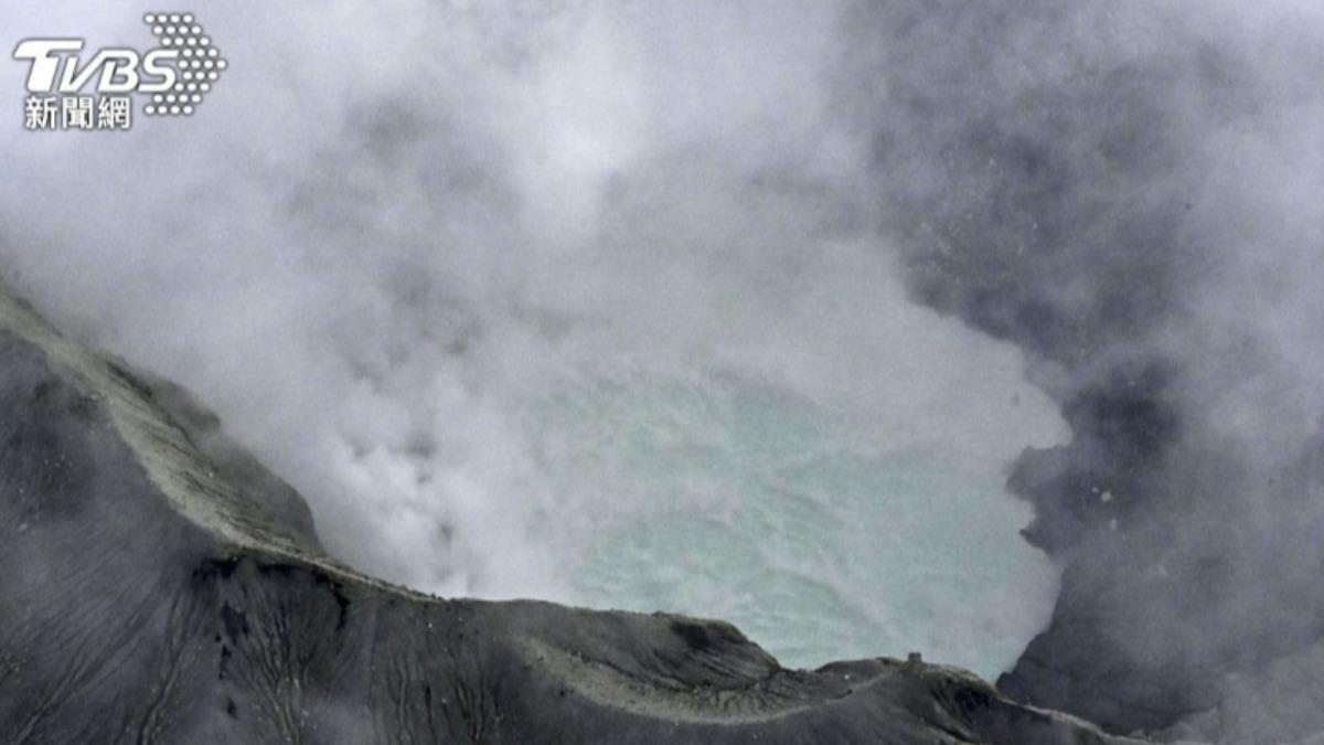 台灣遊客阿蘇火山失蹤第30天 火山口發現三具遺體