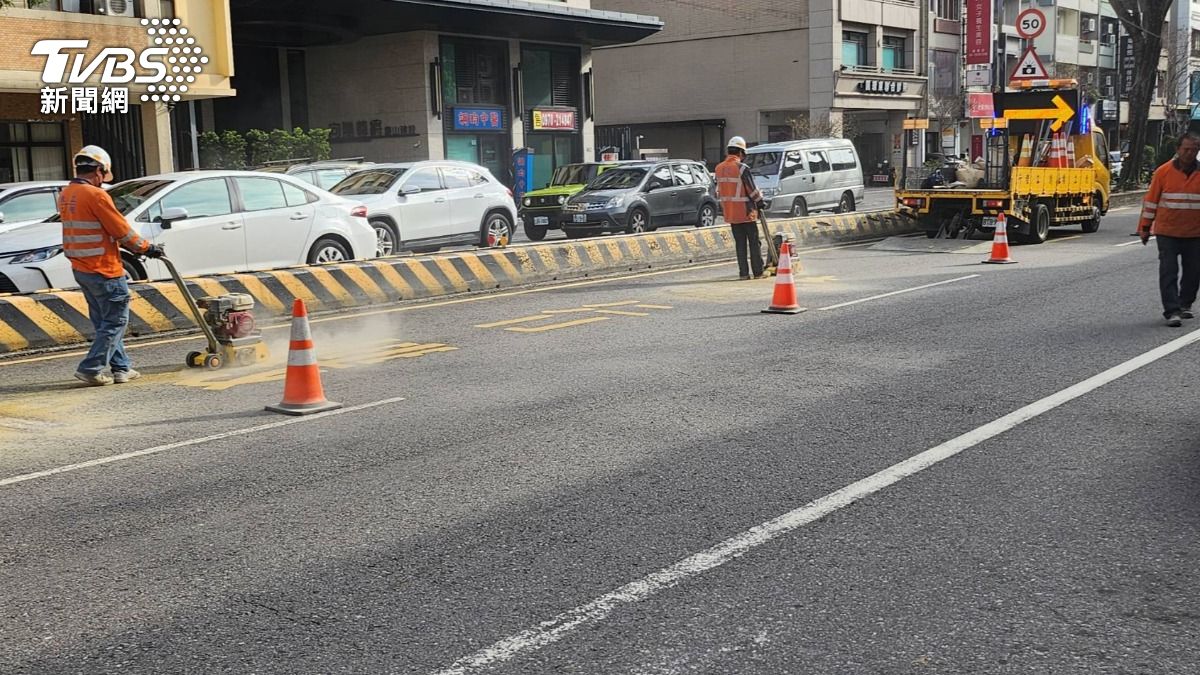 機車族注意!台中圓環路段內車道全面解禁 不用強制待轉了