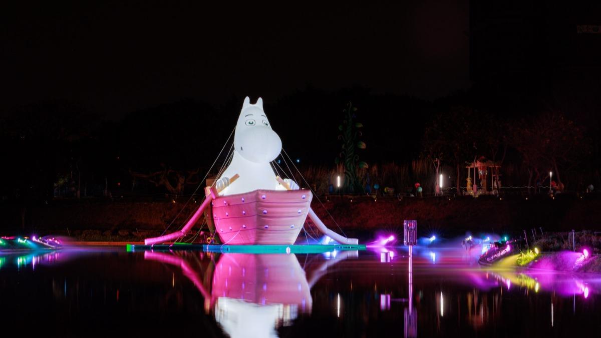 今年燈會以「幸福蜜馬 台中MOOMIN ON！」為主題，攜手風靡全球80週年的姆明家族（嚕嚕米）。（圖／台中市觀旅局提供）