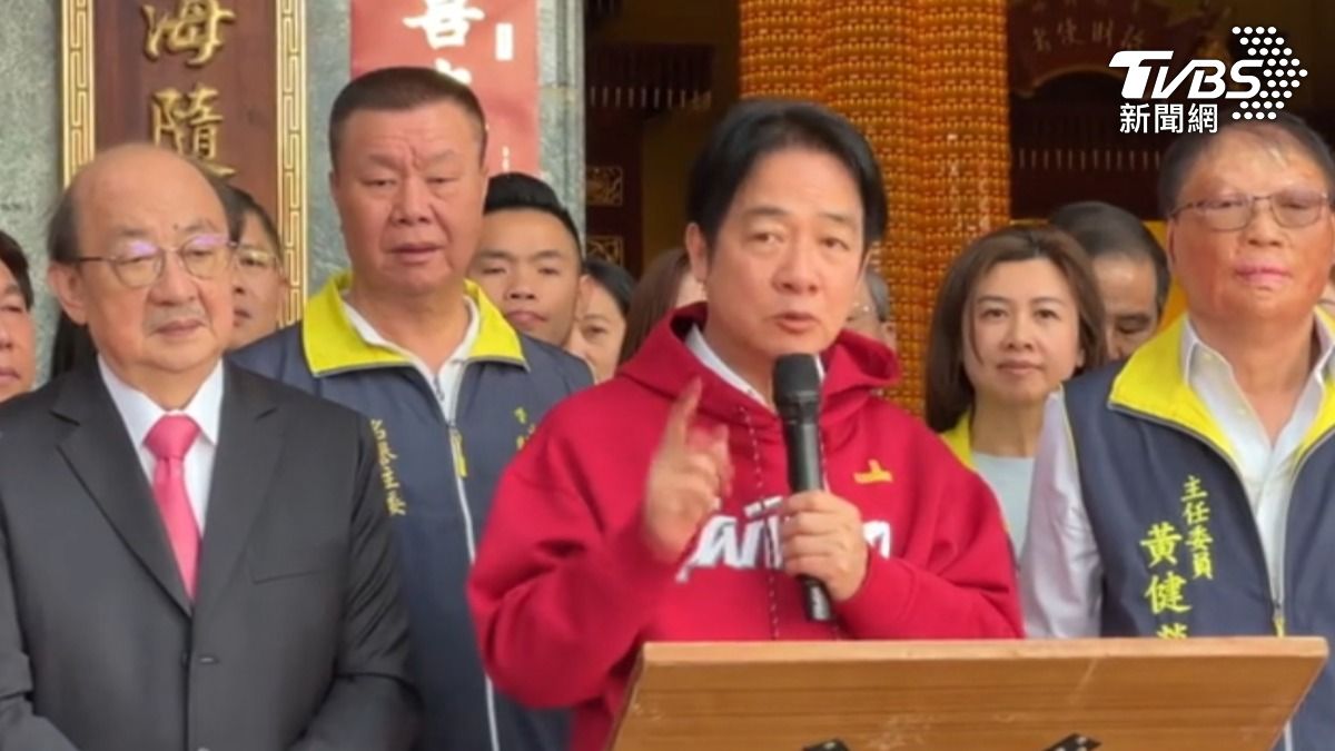 賴清德赴新竹參拜再提國防，喻軍購如同「家裡有錢請保全」。（圖／TVBS）
