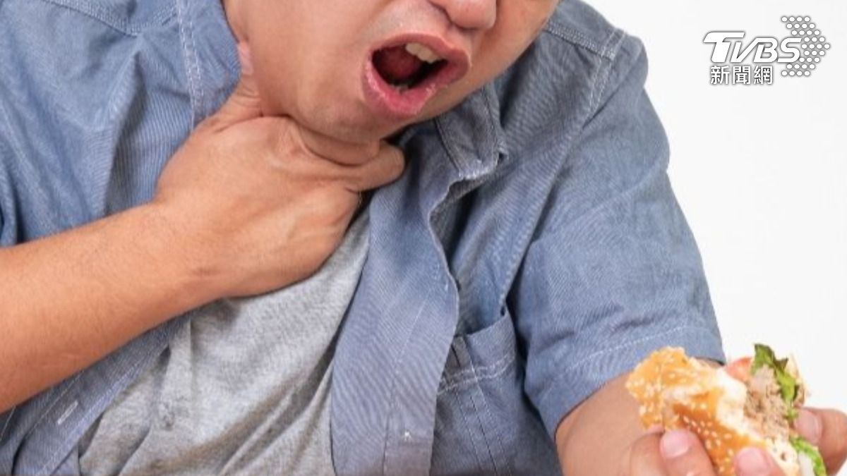 咖啡餅乾當正餐!男子「胃酸逆流」咳不停 醫揭6招護腸胃