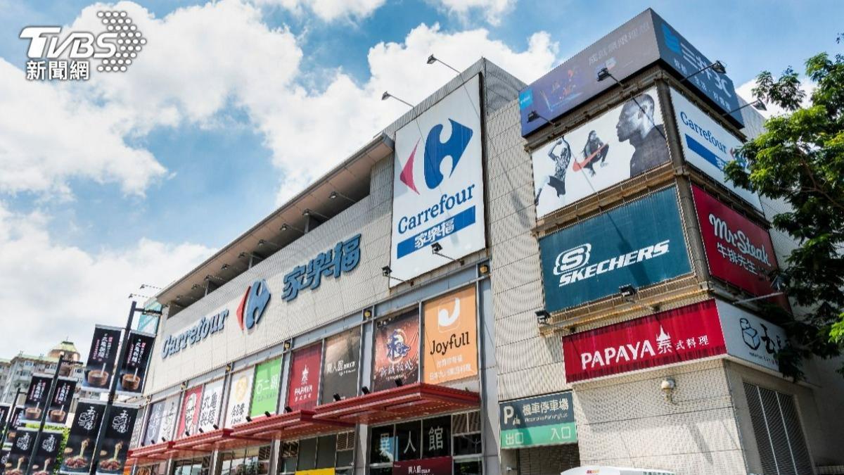 家樂福全台分店數量多，適合小家庭採購。（圖／shutterstock達志影像）