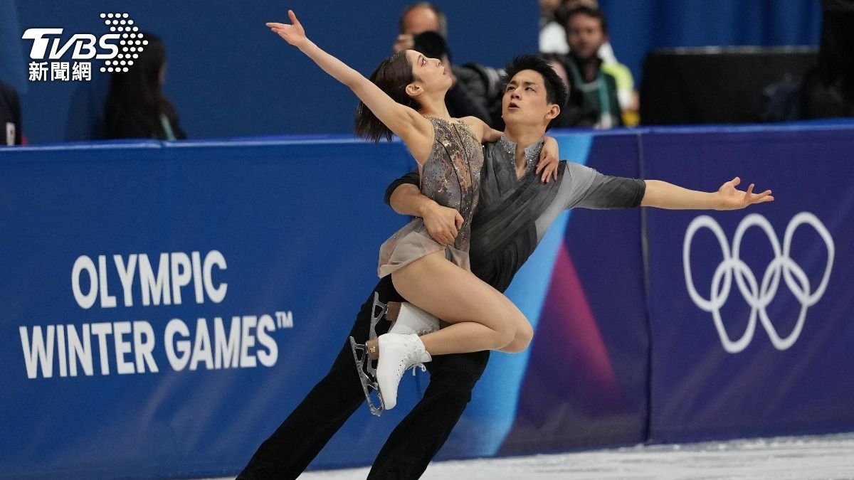 日本花滑選手三浦璃來和木原龍一在雙人滑項目奪金。(圖/達志影像美聯社)