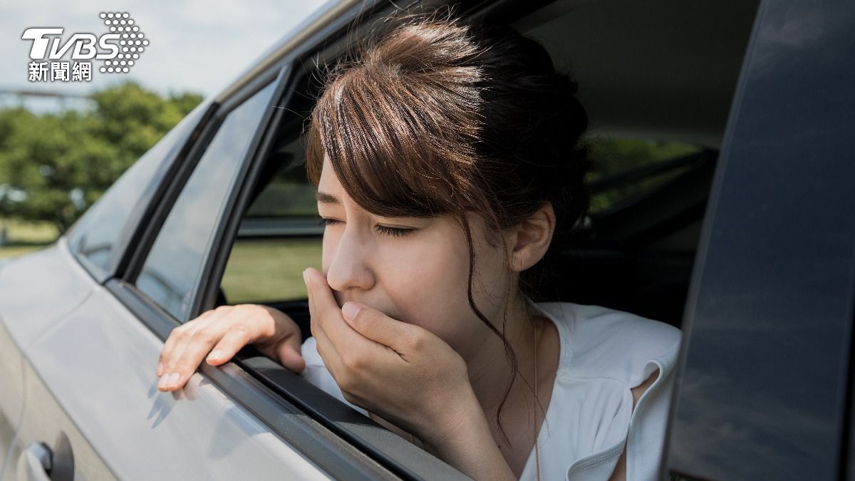 返鄉路上恐塞爆!醫授「拯救暈車」4神招 出發前快吃4飲食