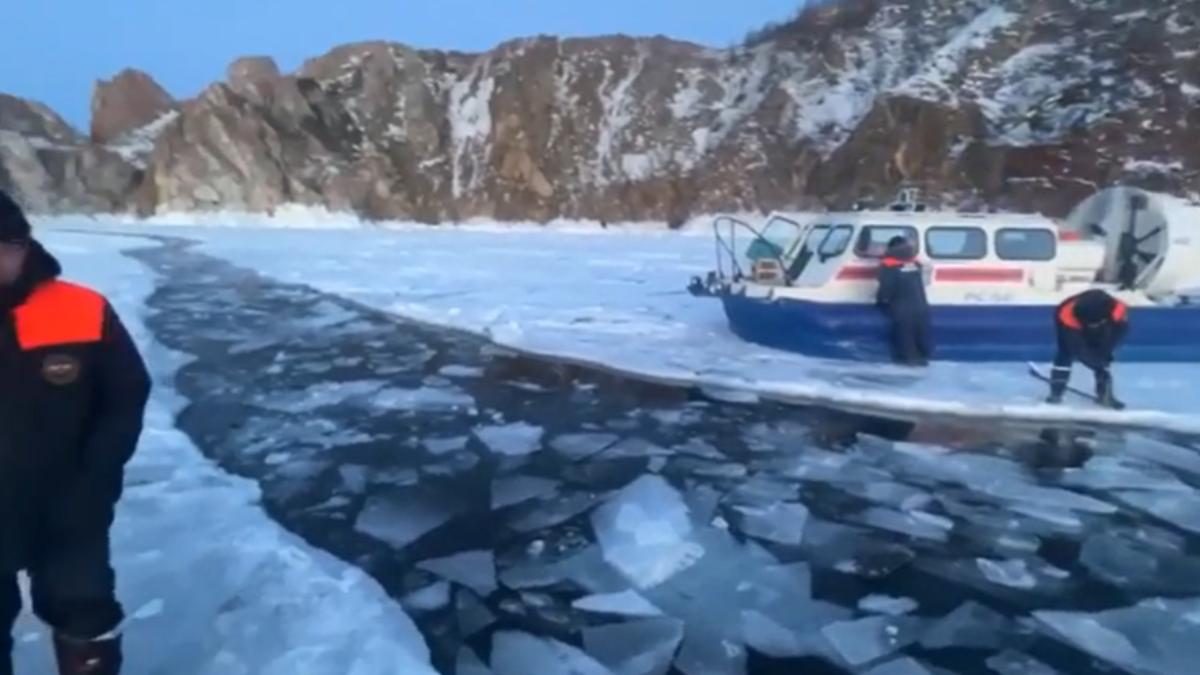 俄羅斯貝加爾湖冰面破裂「吞車」釀8死 7人為中國遊客