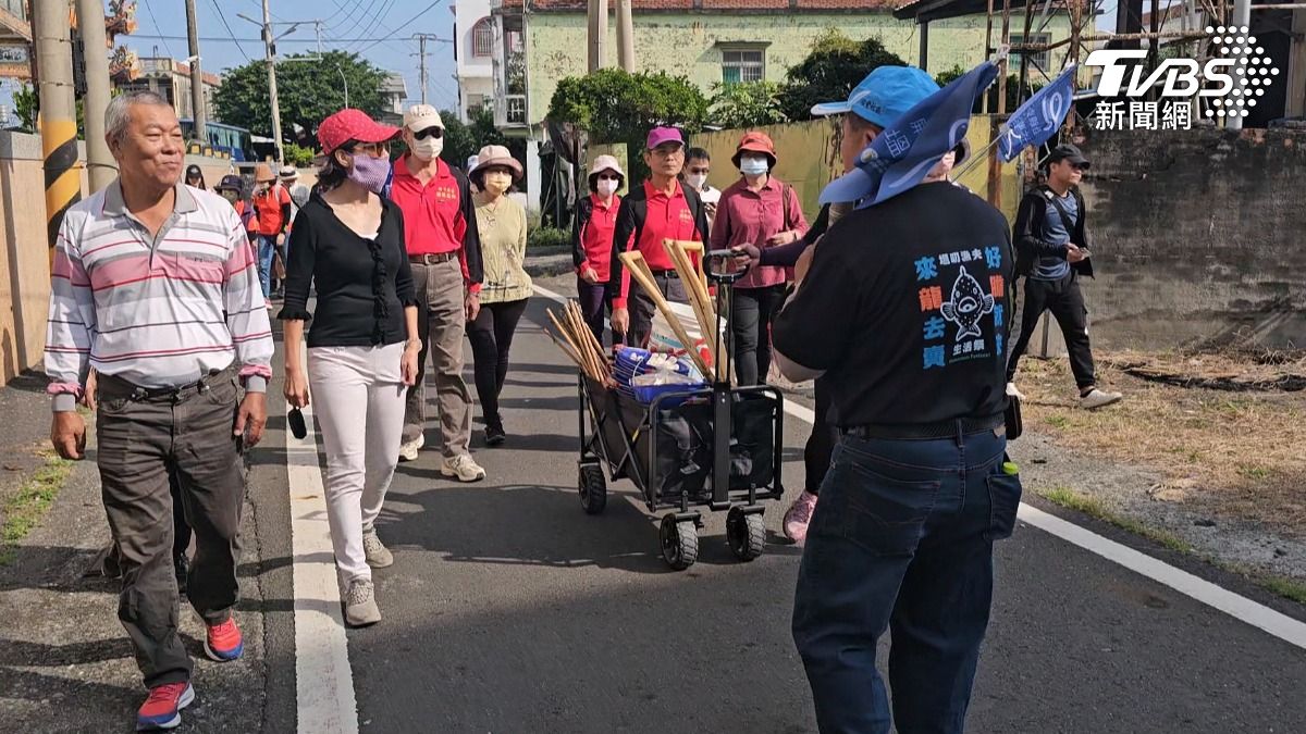 屏東塭豐社區拚觀光,沙窯烤地瓜、自製釣具,漁村體驗超有趣。(圖/TVBS)