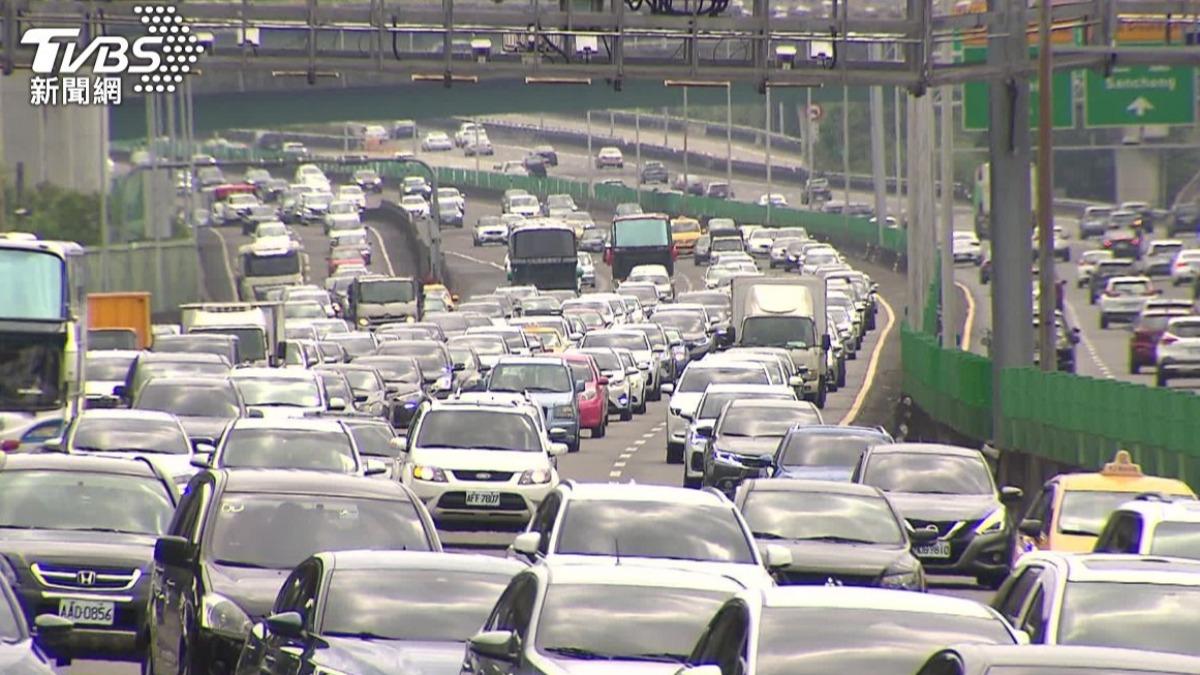 春節連假尾聲!蘇花路廊湧「北返車潮」 公路局:恐塞到凌晨