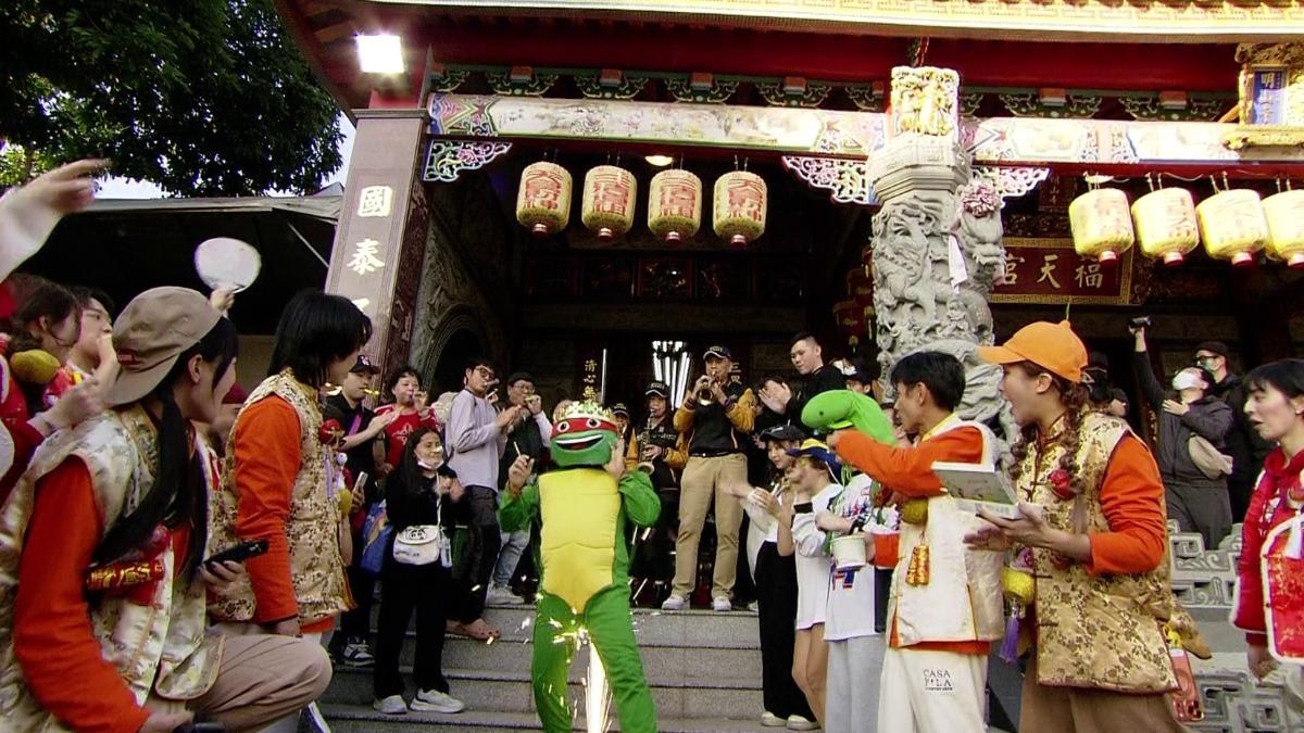 龜王現身。(圖/民視提供)