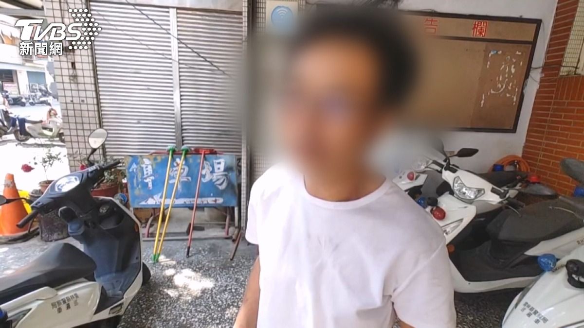 北港丟狗男被狗咬怒踹墜3樓 受訪稱「忘窗戶沒關」。(圖/TVBS)