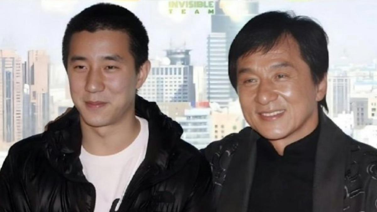 成龍對兒子房祖名採軍式教育,導致父子關係一度降至冰點。(圖/翻攝自微博)