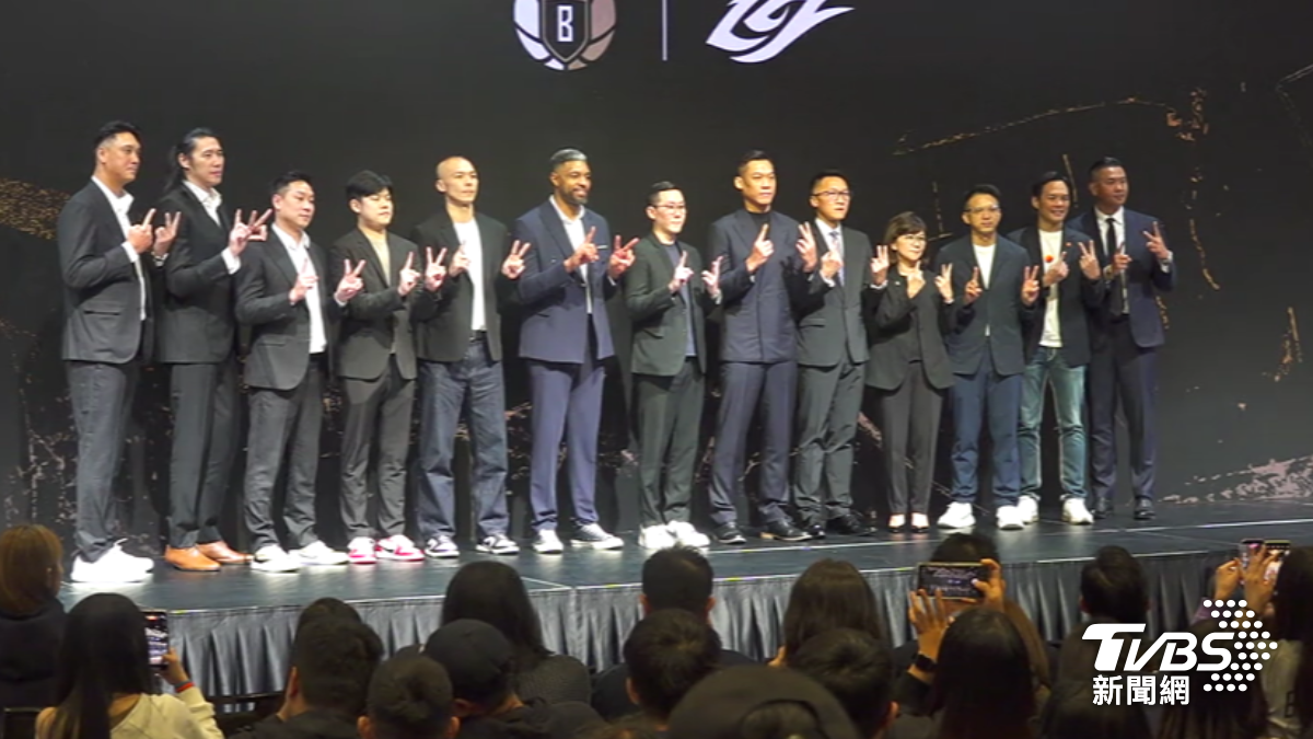 林志傑24日舉辦引退記者會,不少隊友、粉絲都相當不捨。(圖/TVBS)