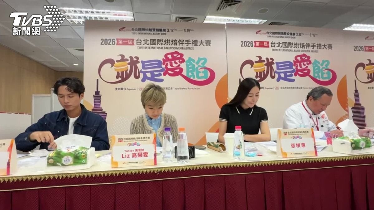 評審團要選出全台必吃8款露餡常溫夾心伴手禮。(圖/TVBS)