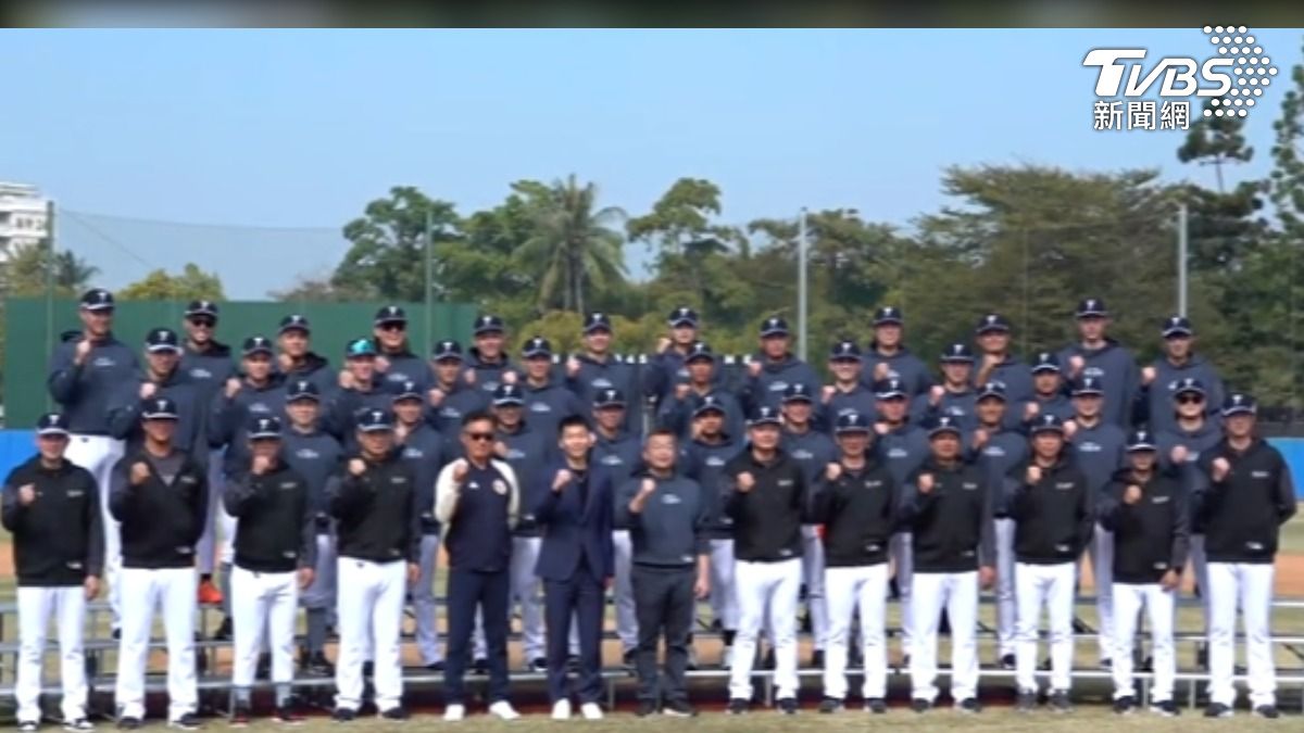 WBC經典賽/經典賽中華隊備戰開訓!陳傑憲扛隊長 投手增至16人迎戰