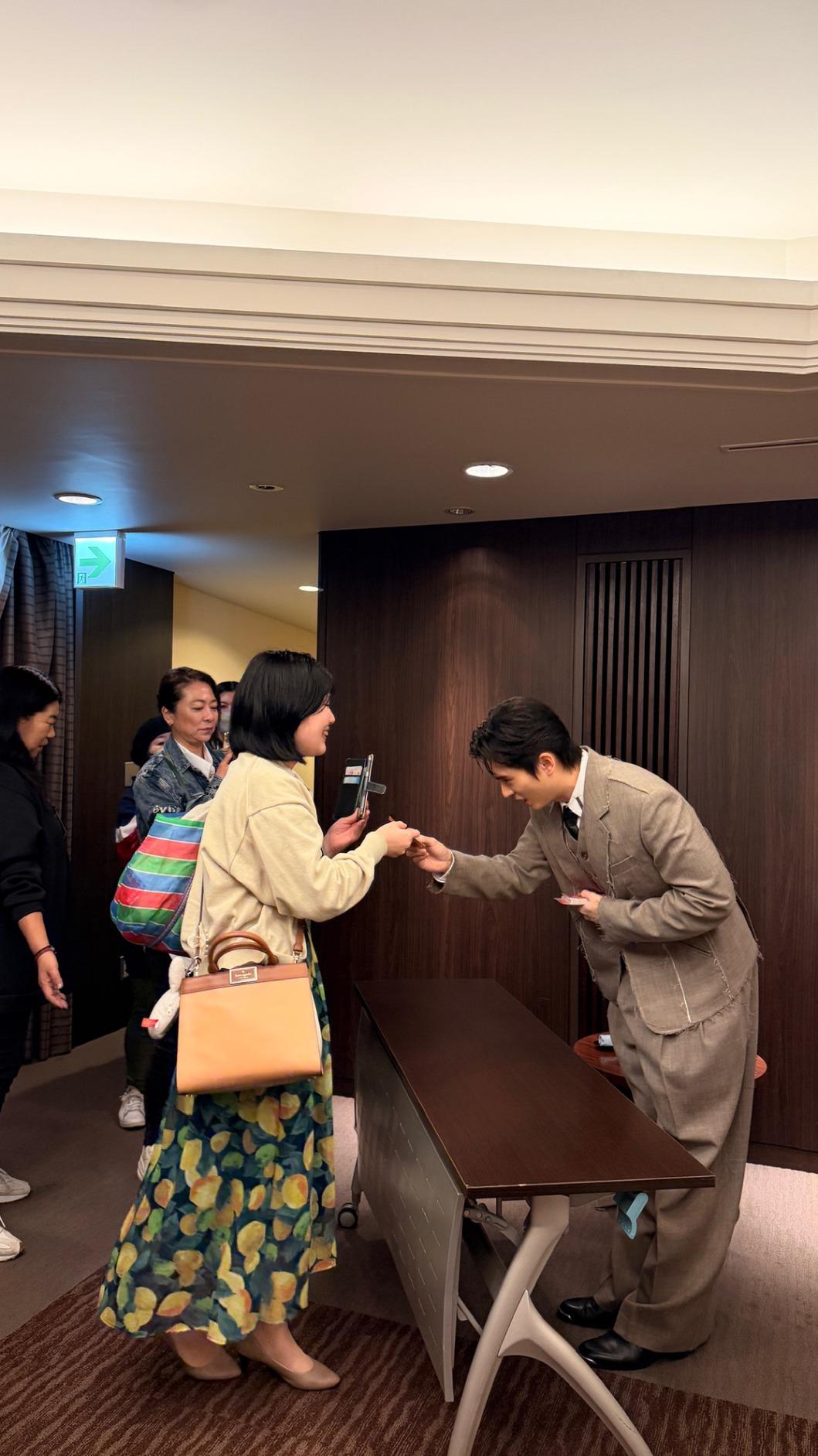石知田開心能與粉絲近距離見面。（圖／百澤娛樂提供）