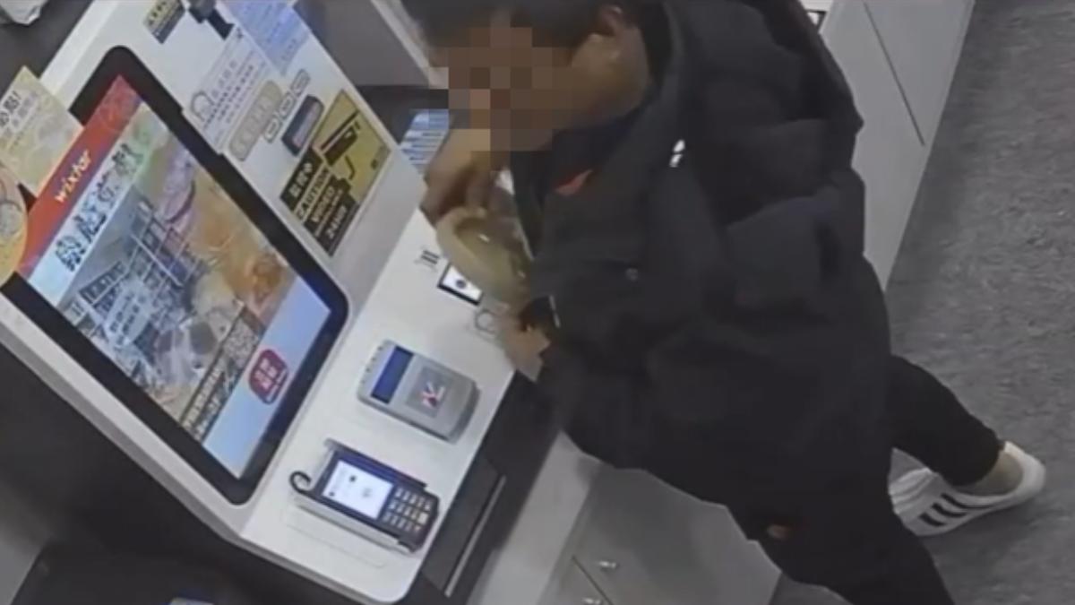 新竹無人拉麵店遭竊!他吃霸王餐、偷光零錢箱 囂張行徑曝