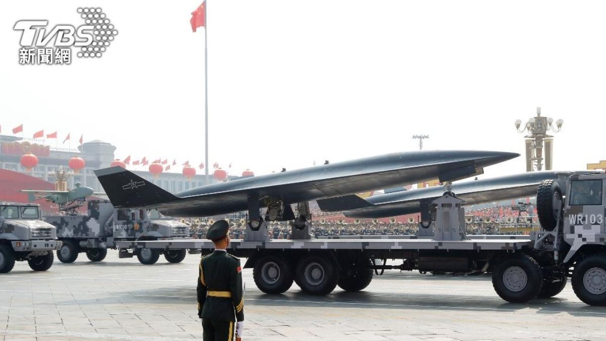 路透社報導,解放軍無人機變造訊號「分身」。(圖/達志影像路透社)