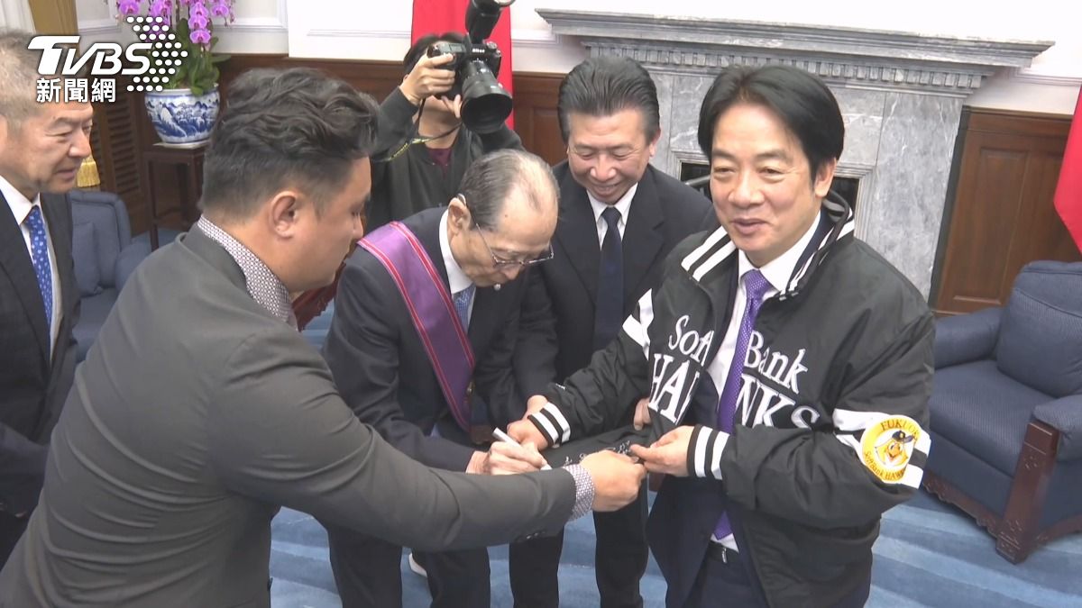 王貞治獲頒一等景星勳章 達成台日「三冠勳章」史無前例。(圖/TVBS)